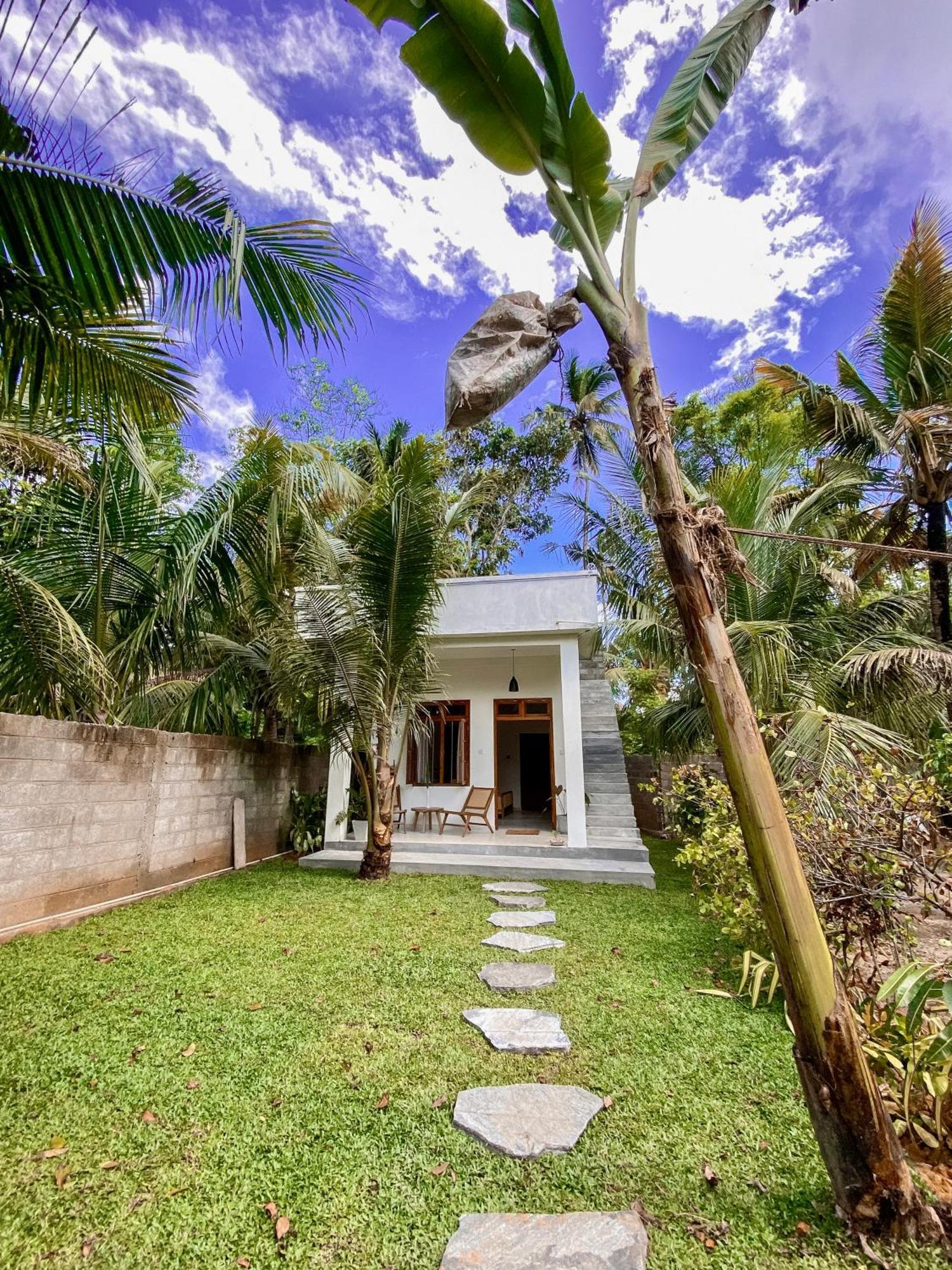 The Palm Private Cottages Midigama East Eksteriør billede