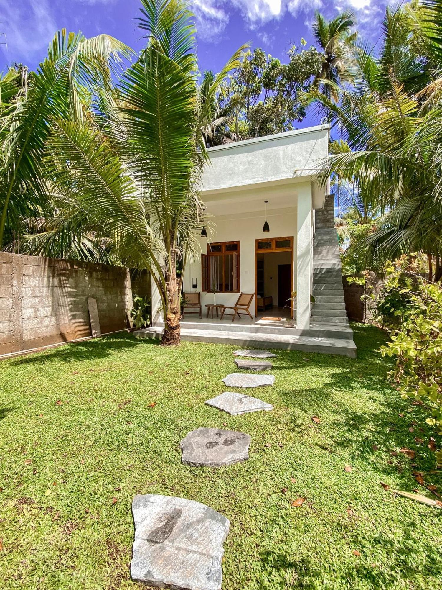 The Palm Private Cottages Midigama East Eksteriør billede